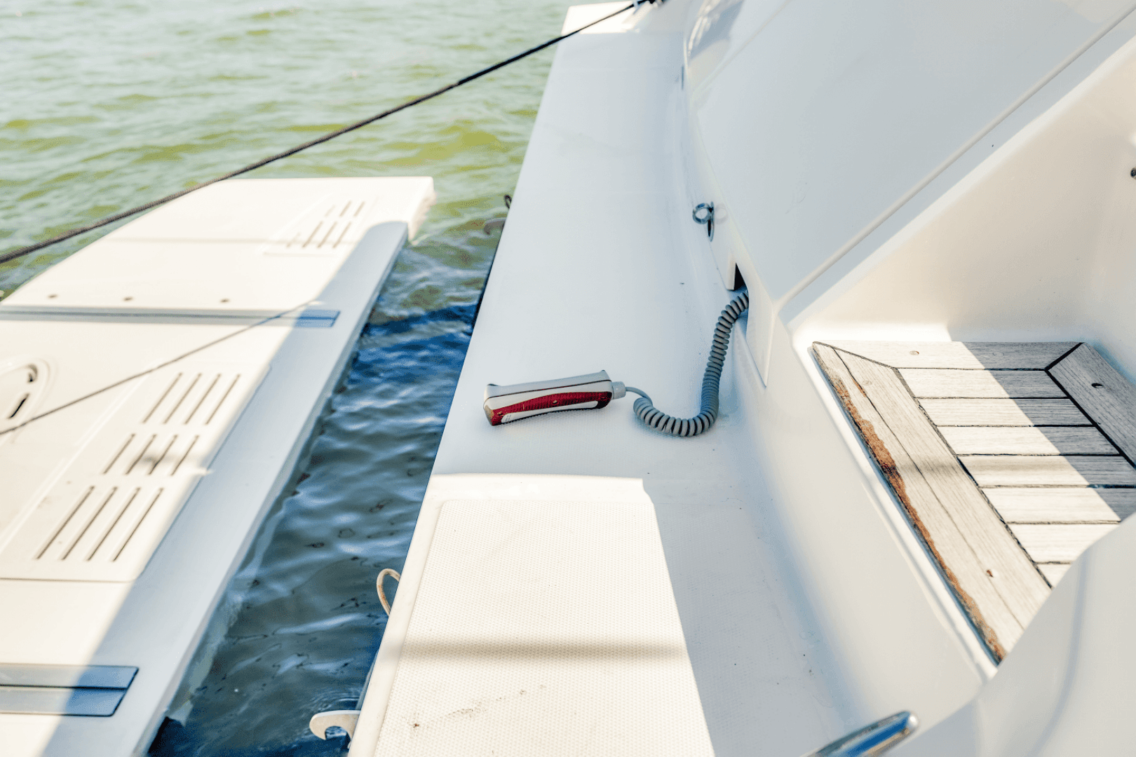 2013 Sea Ray 510 Sundancer — photo 77