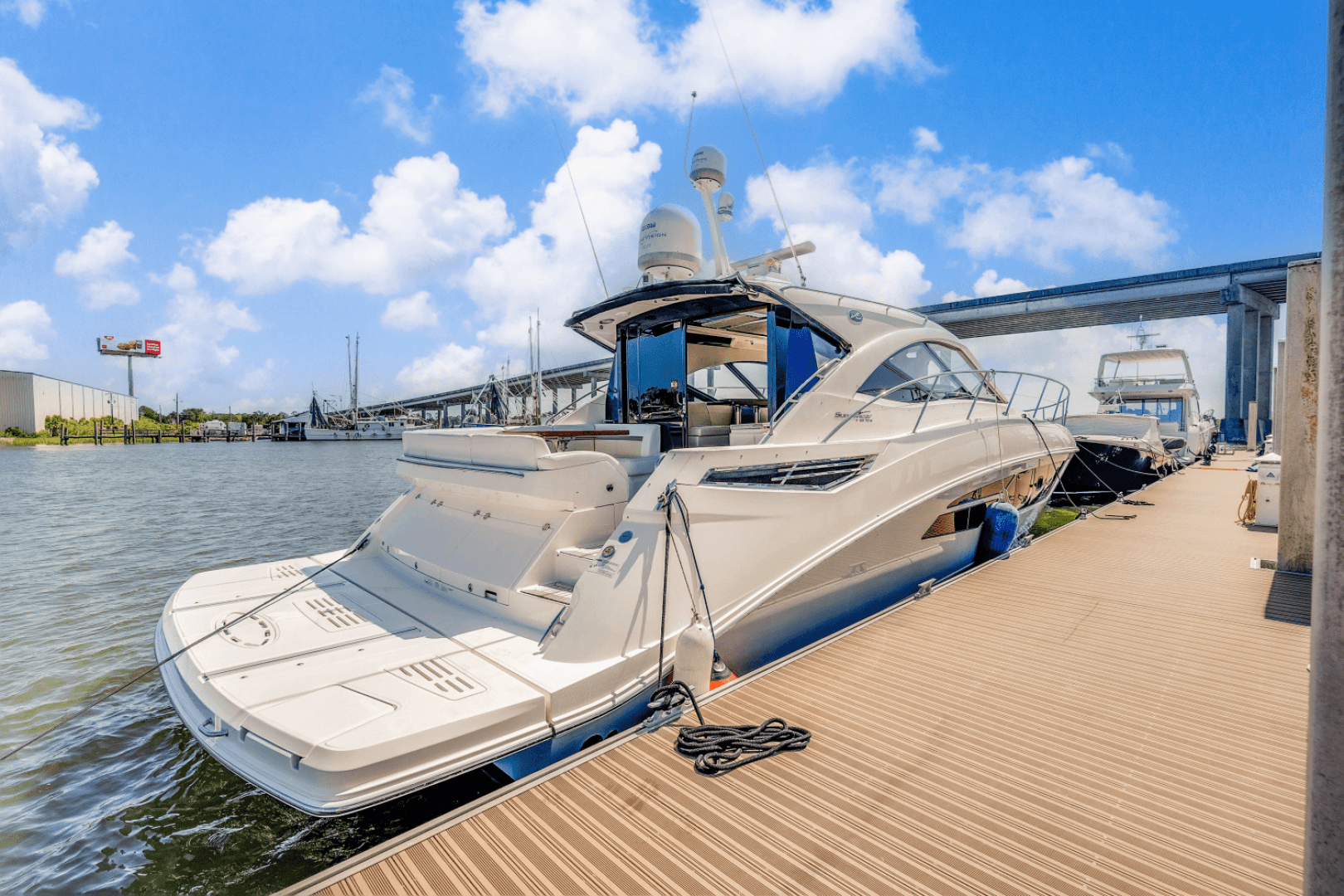 2013 Sea Ray 510 Sundancer — photo 78