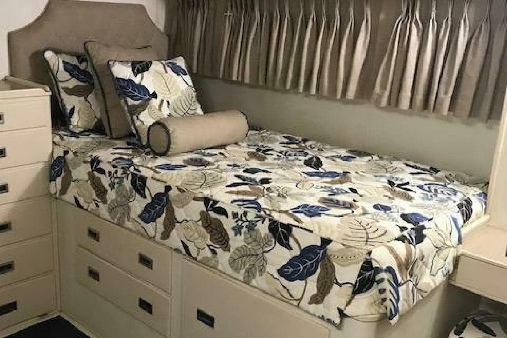 1966 Huckins Linwood 58 — photo 11