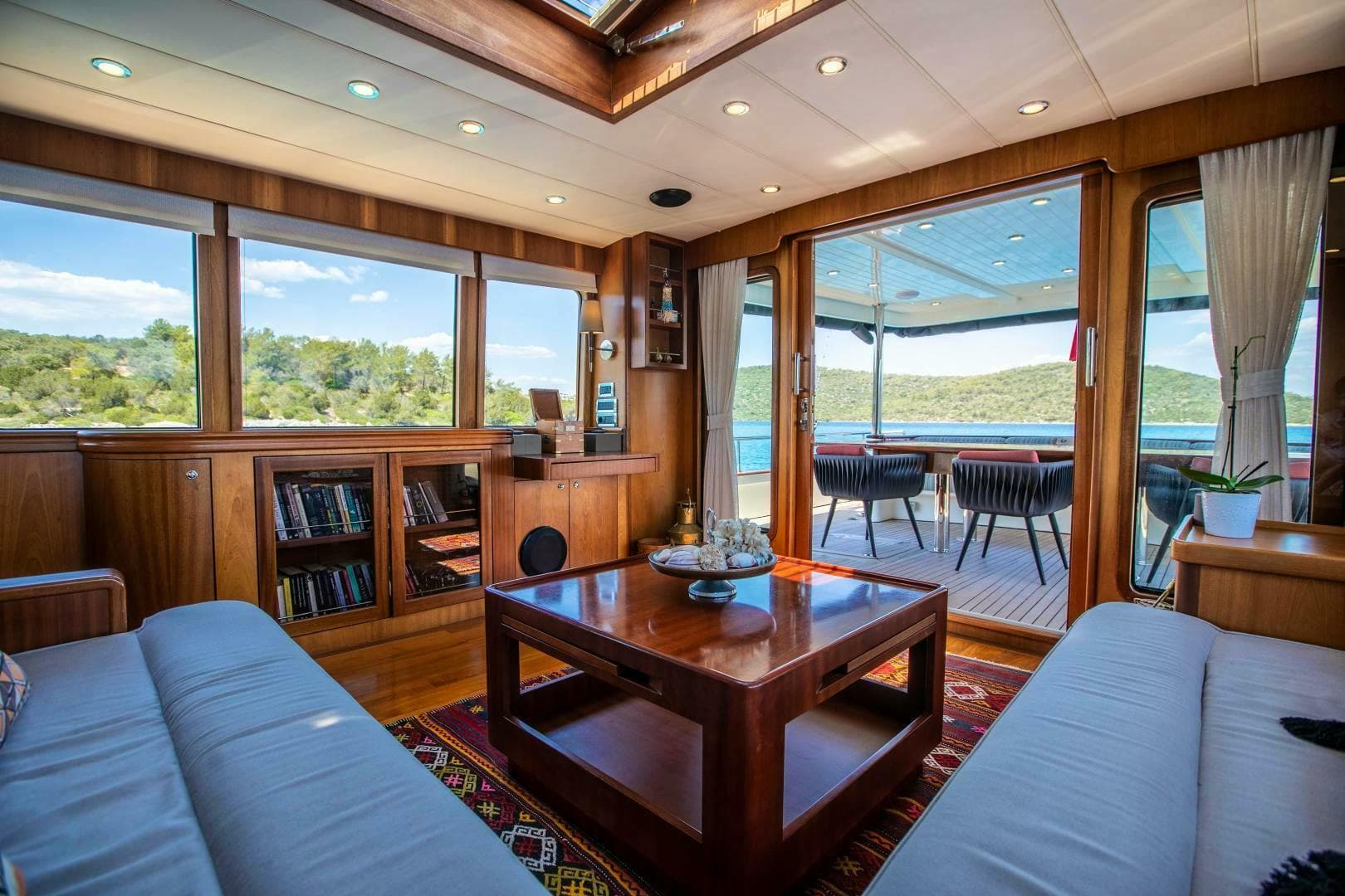 2013 Taka Yachts Custom — photo 19