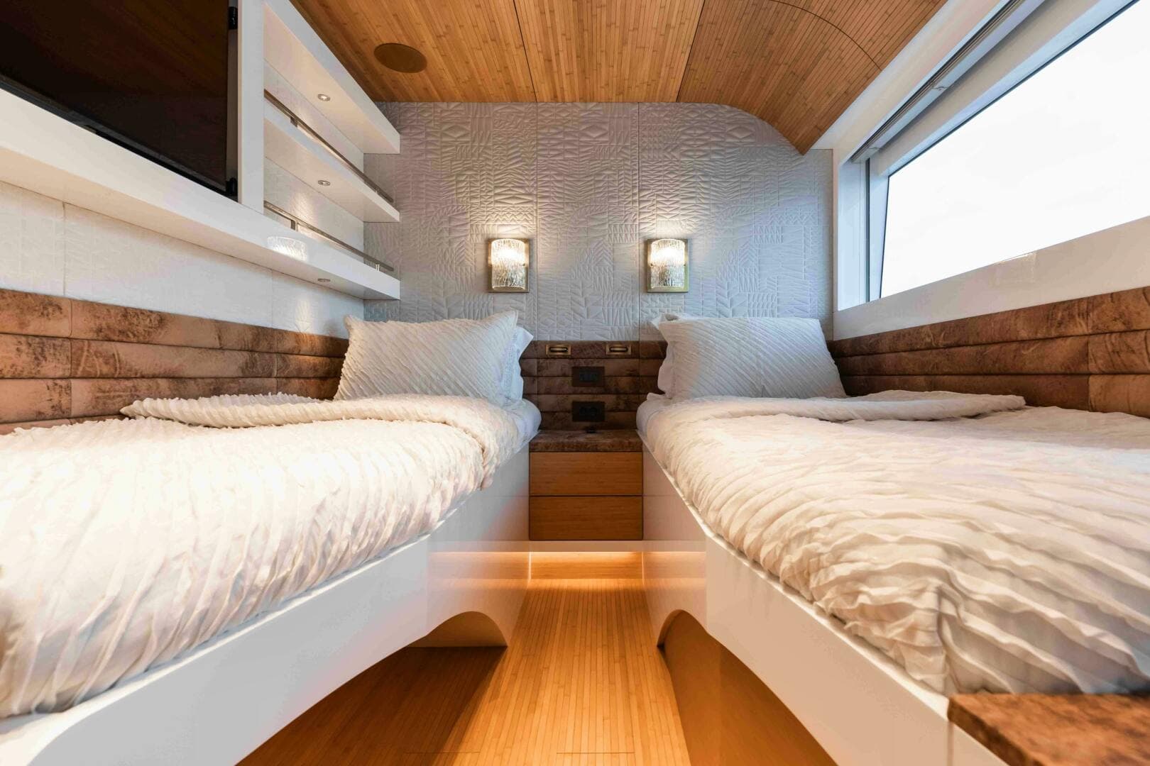 2024 Sarp Yachts Custom — photo 28