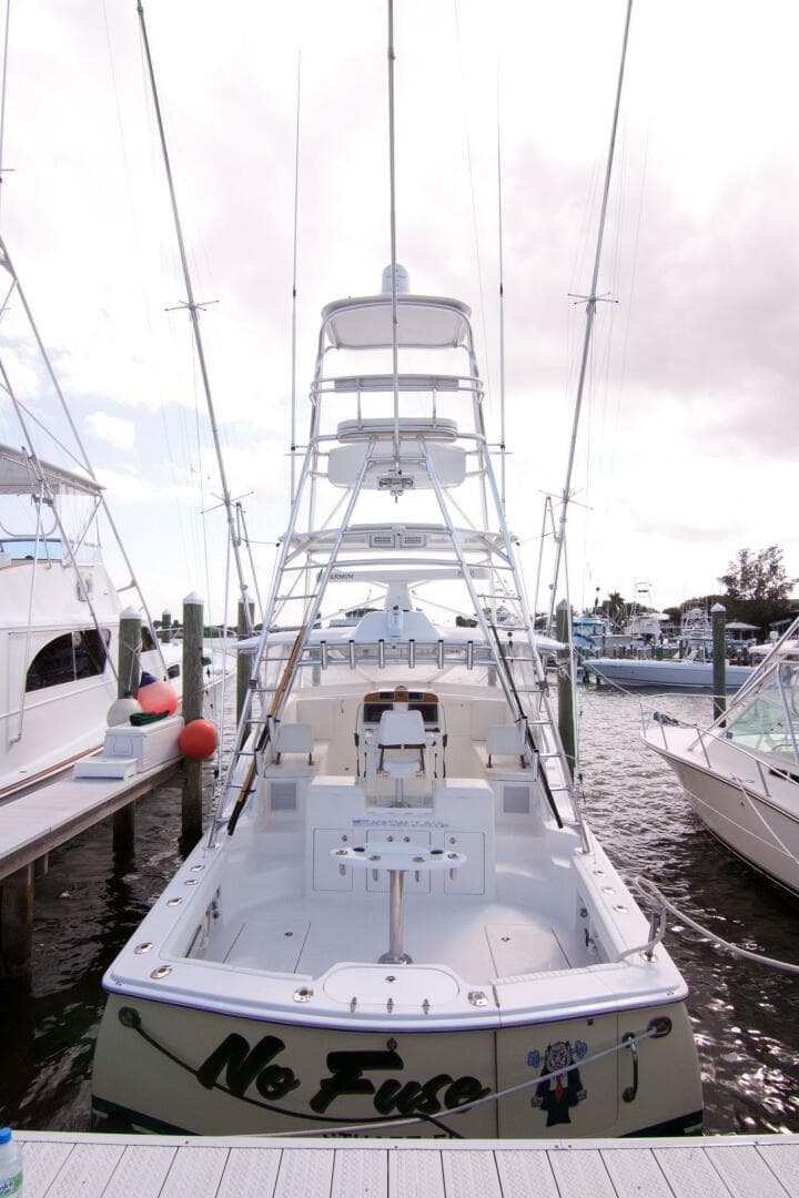 2009 Out Island 38 Custom Express — photo 7