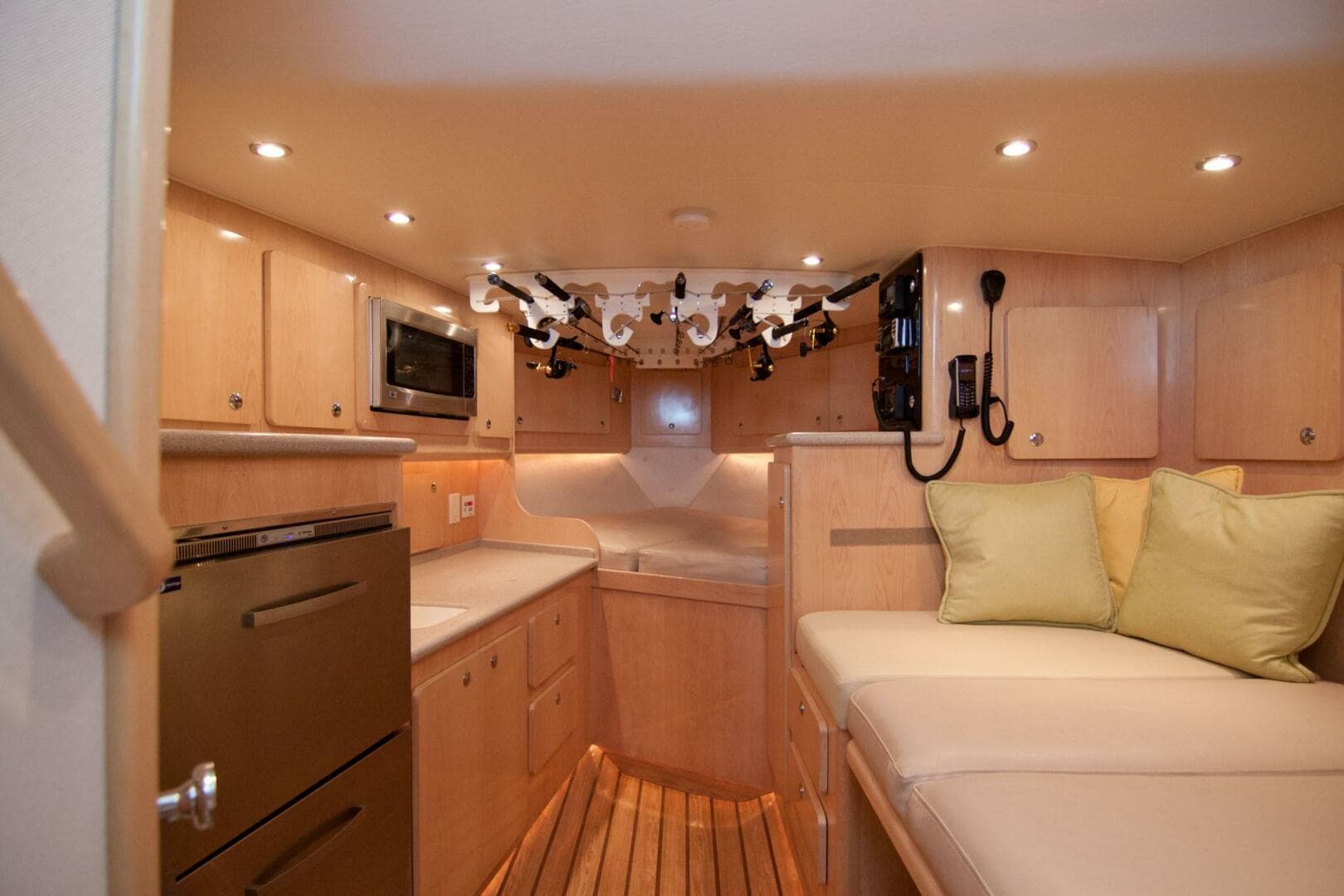 2009 Out Island 38 Custom Express — photo 29