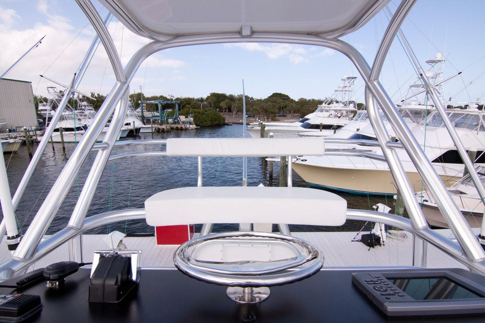 2009 Out Island 38 Custom Express — photo 23