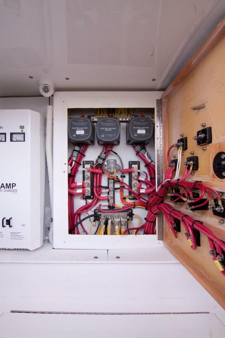 2009 Out Island 38 Custom Express — photo 37