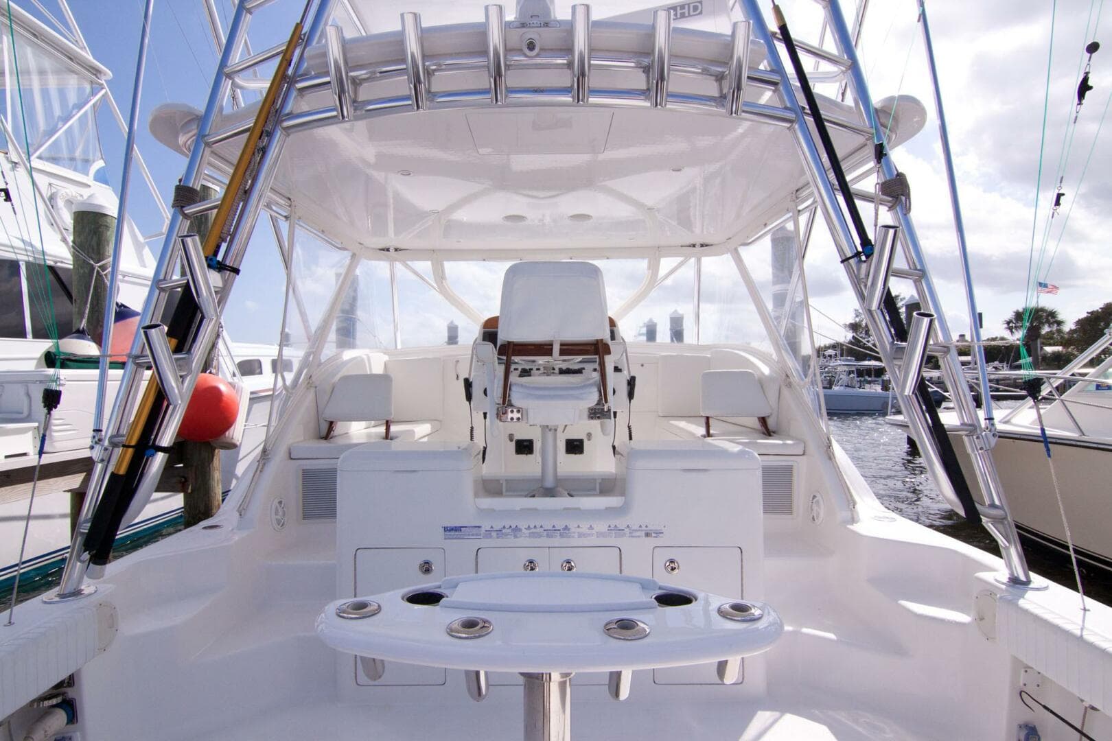 2009 Out Island 38 Custom Express — photo 12