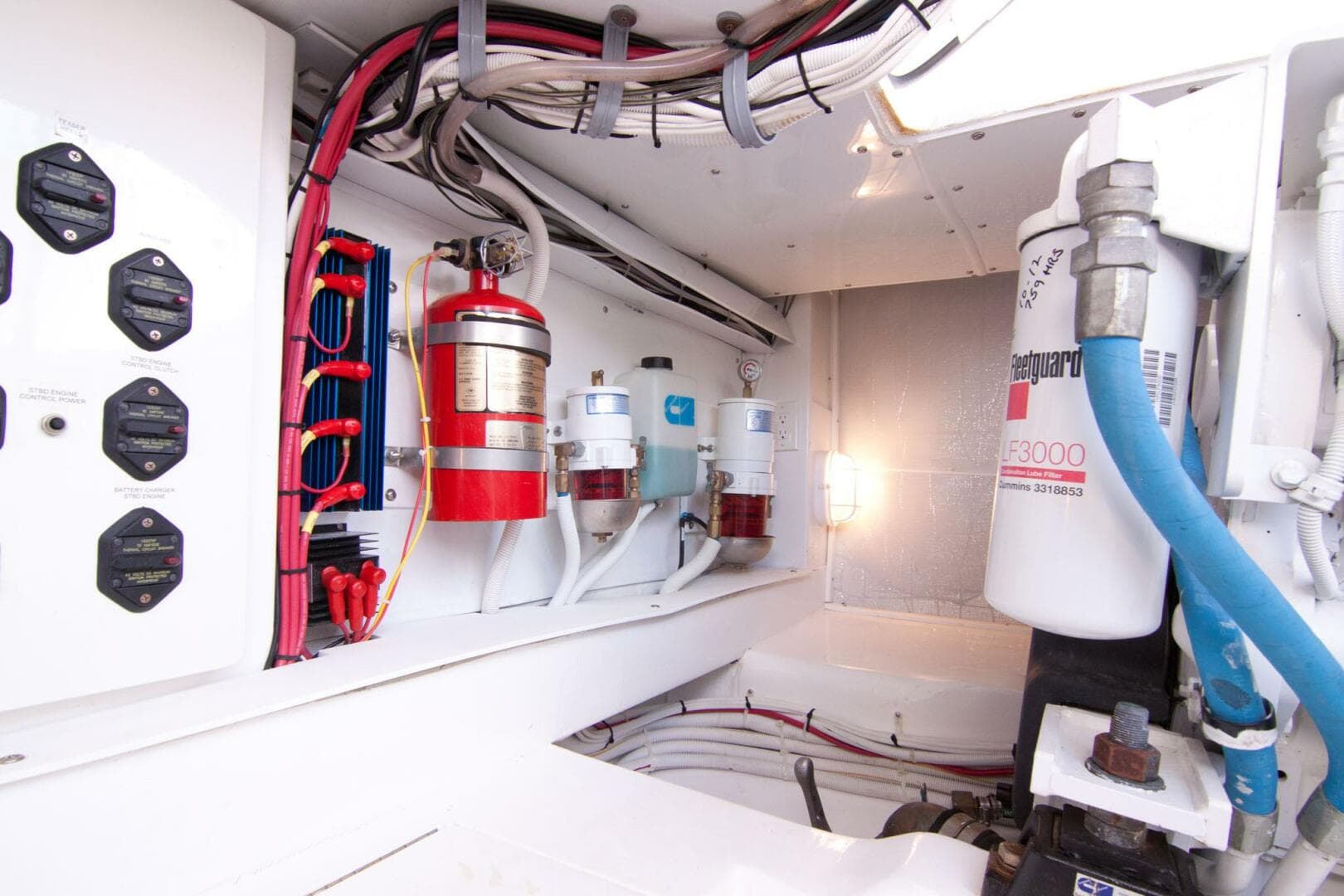 2009 Out Island 38 Custom Express — photo 35