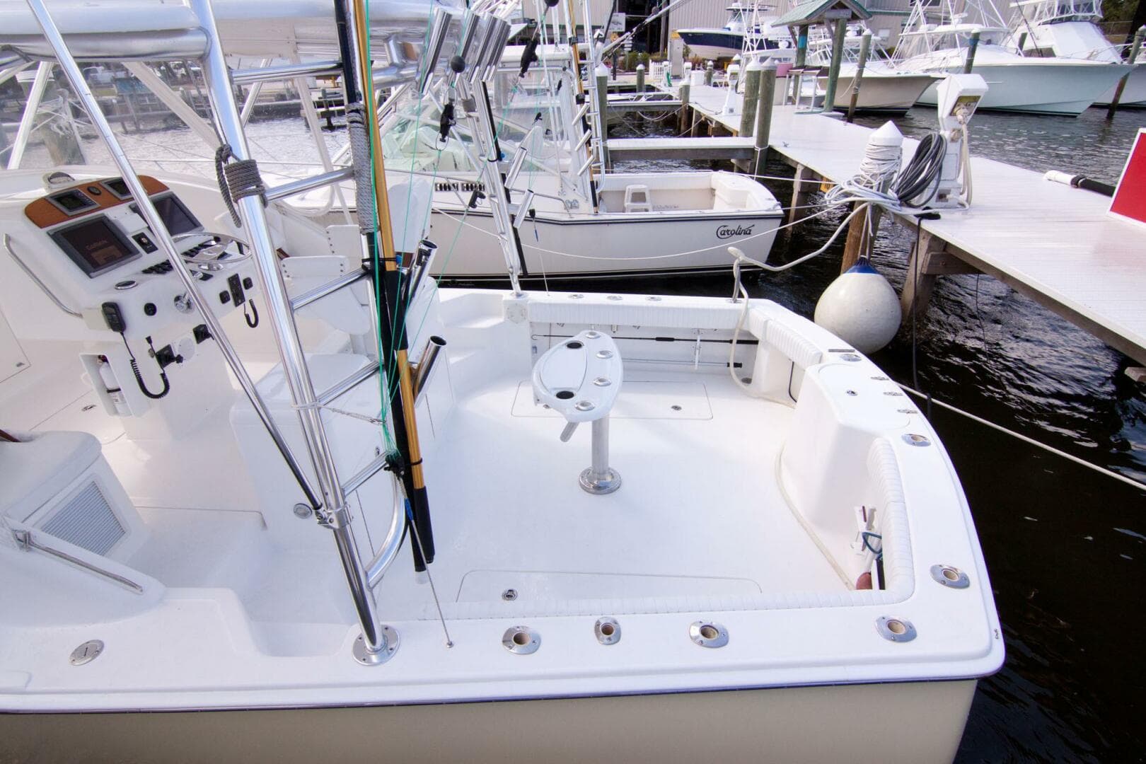 2009 Out Island 38 Custom Express — photo 8