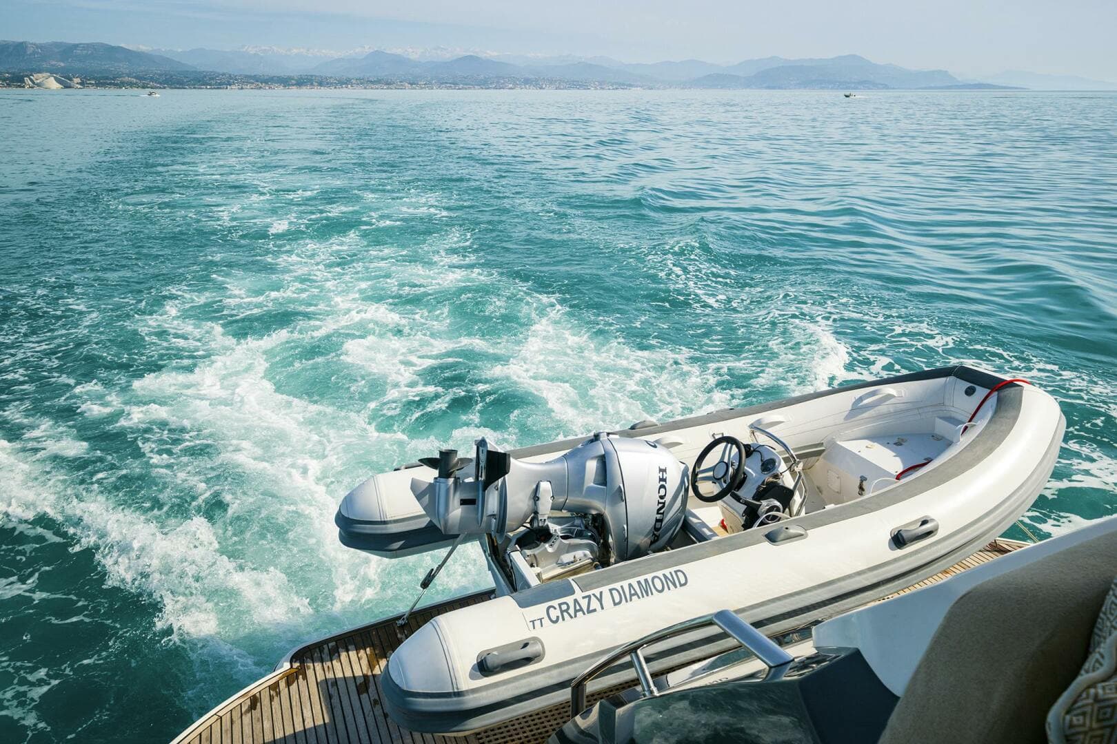 2016 Monte Carlo Yachts Custom — photo 6