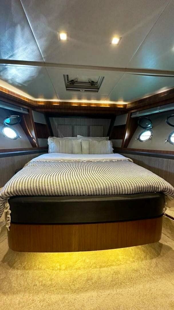 2014 Custom Mcy 65 — photo 29