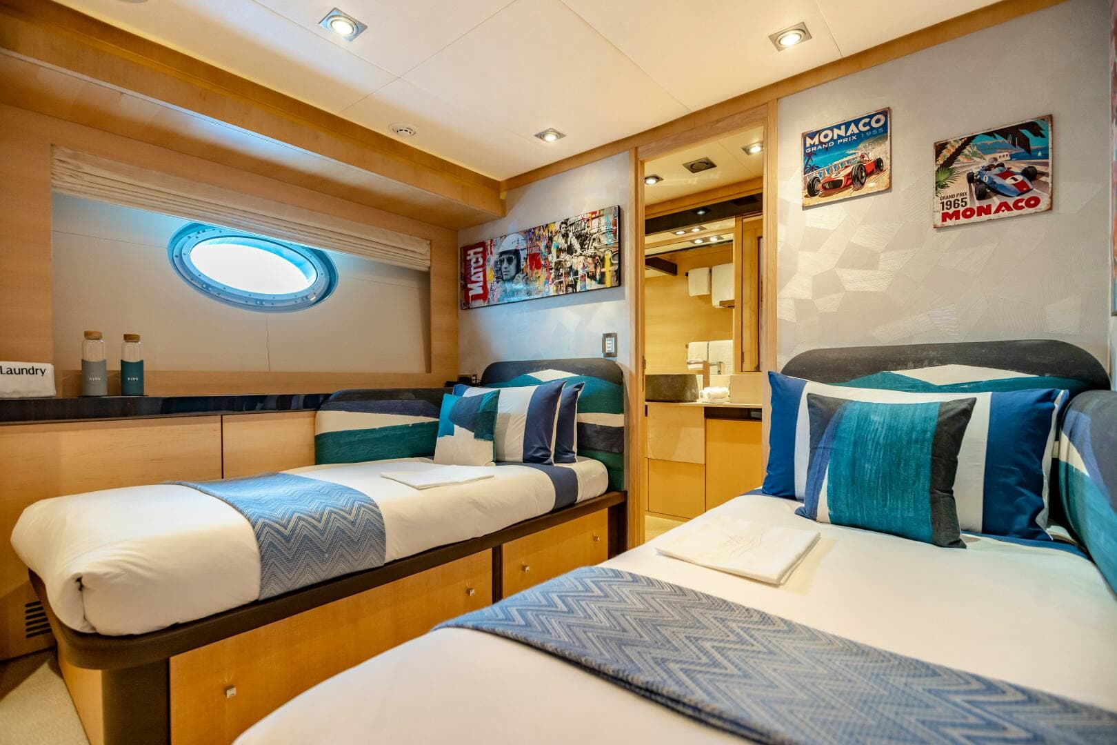 2009 Palmer Johnson 120 — photo 48