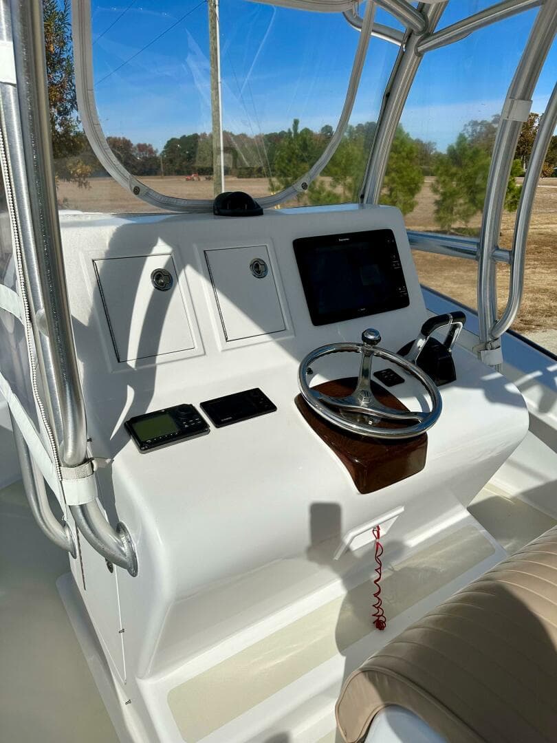 2012 Custom Carolina 26 CC — photo 27