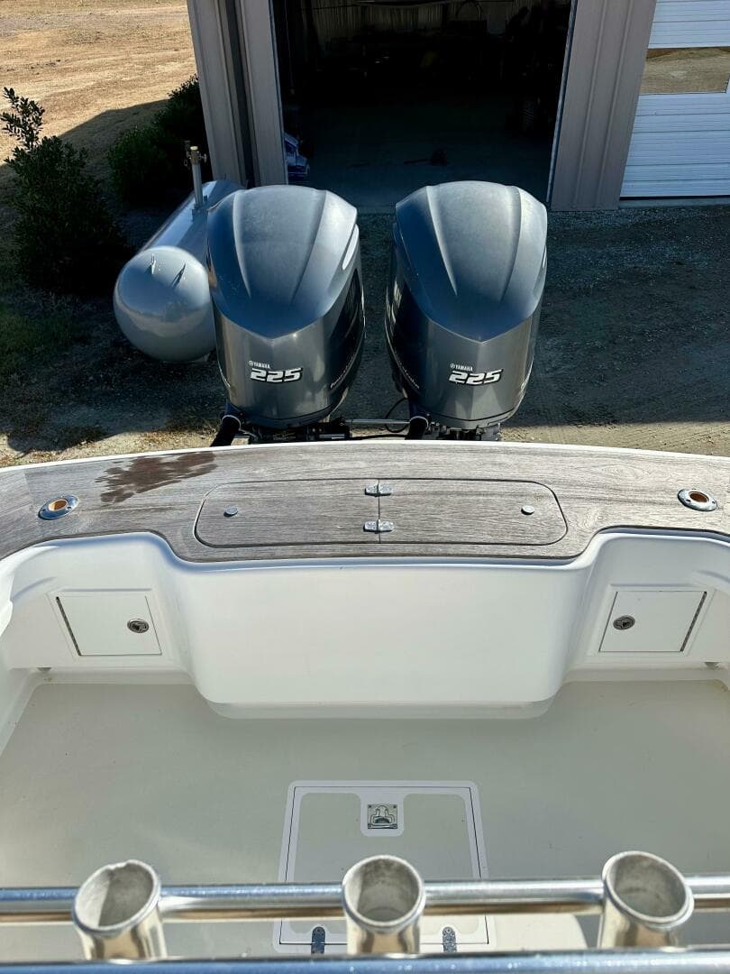 2012 Custom Carolina 26 CC — photo 42