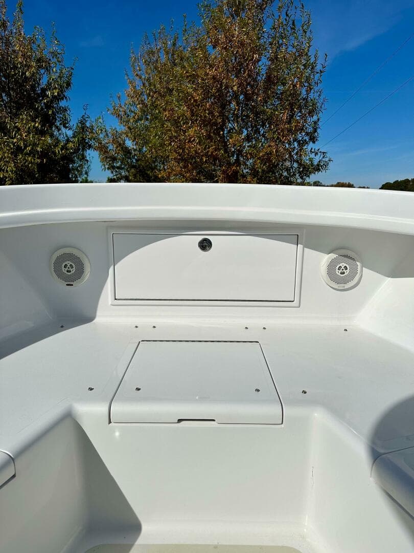 2012 Custom Carolina 26 CC — photo 10