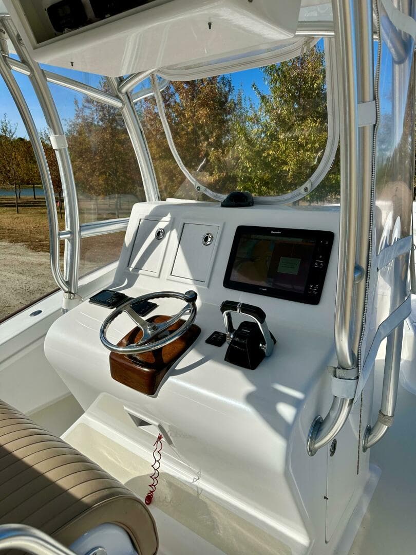 2012 Custom Carolina 26 CC — photo 28