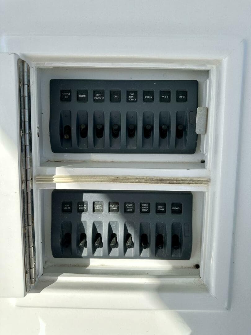 2012 Custom Carolina 26 CC — photo 29