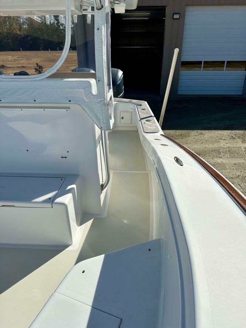 2012 Custom Carolina 26 CC — photo 23