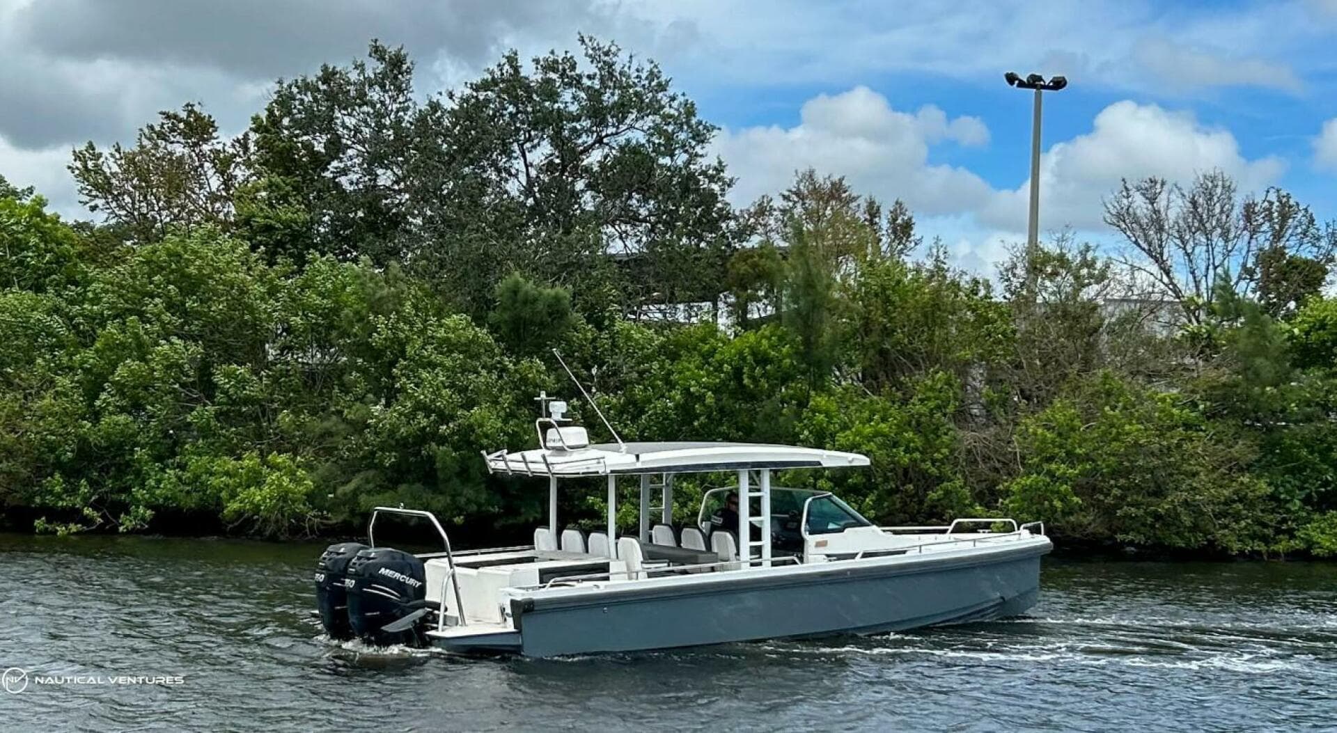 2018 Axopar — photo 7