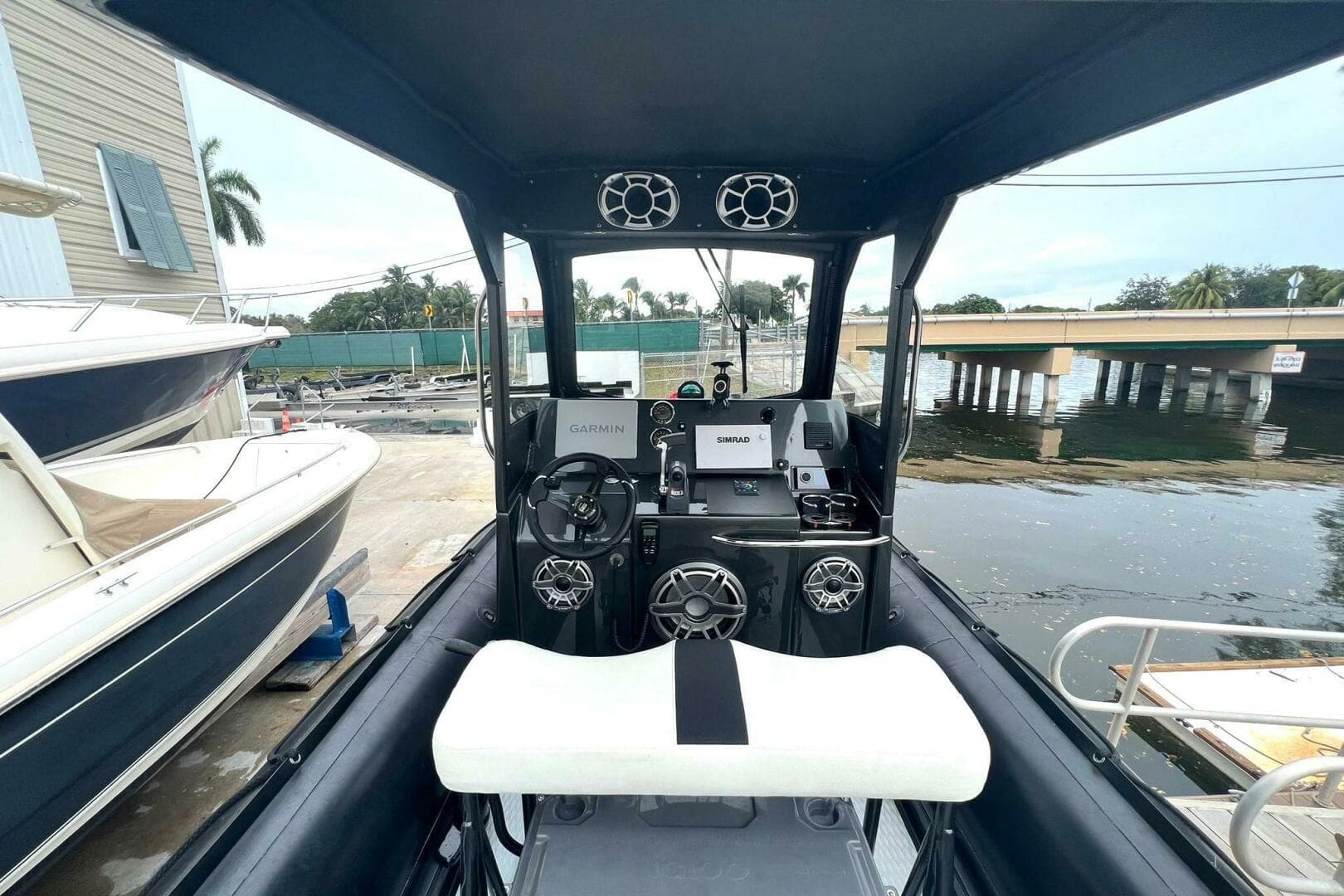 2014 Zodiac Milpro Milpro Hurricane Custom — photo 10