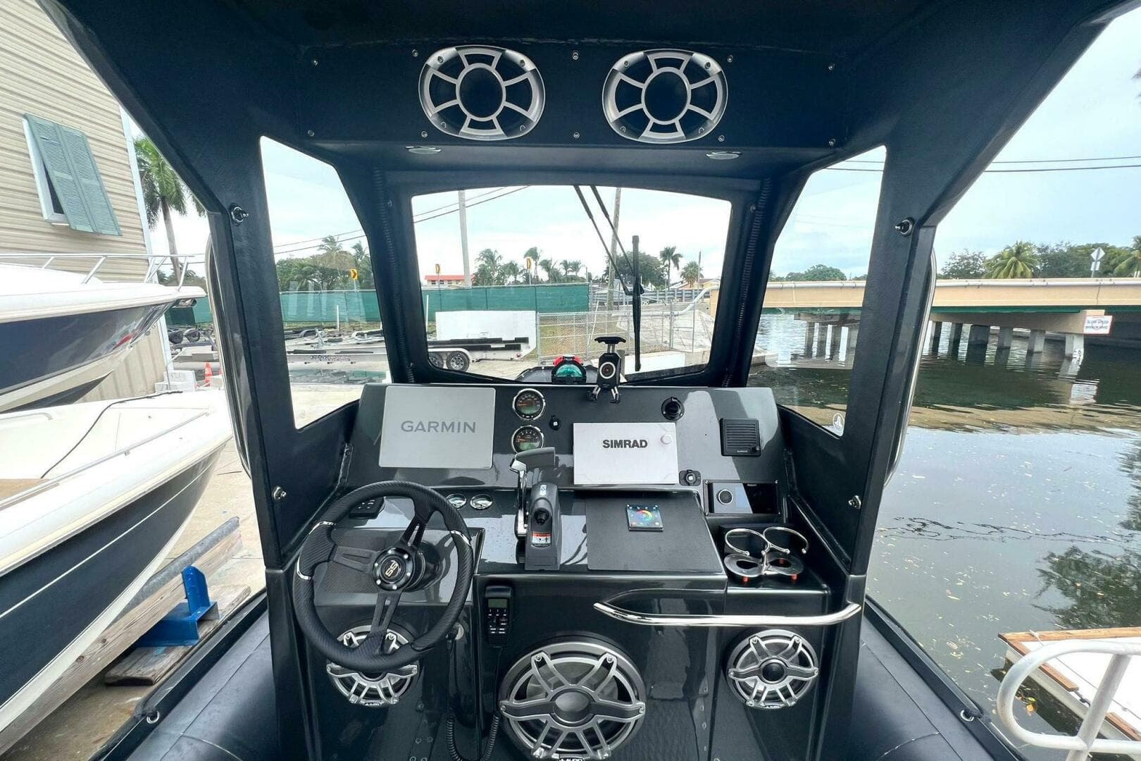 2014 Zodiac Milpro Milpro Hurricane Custom — photo 9