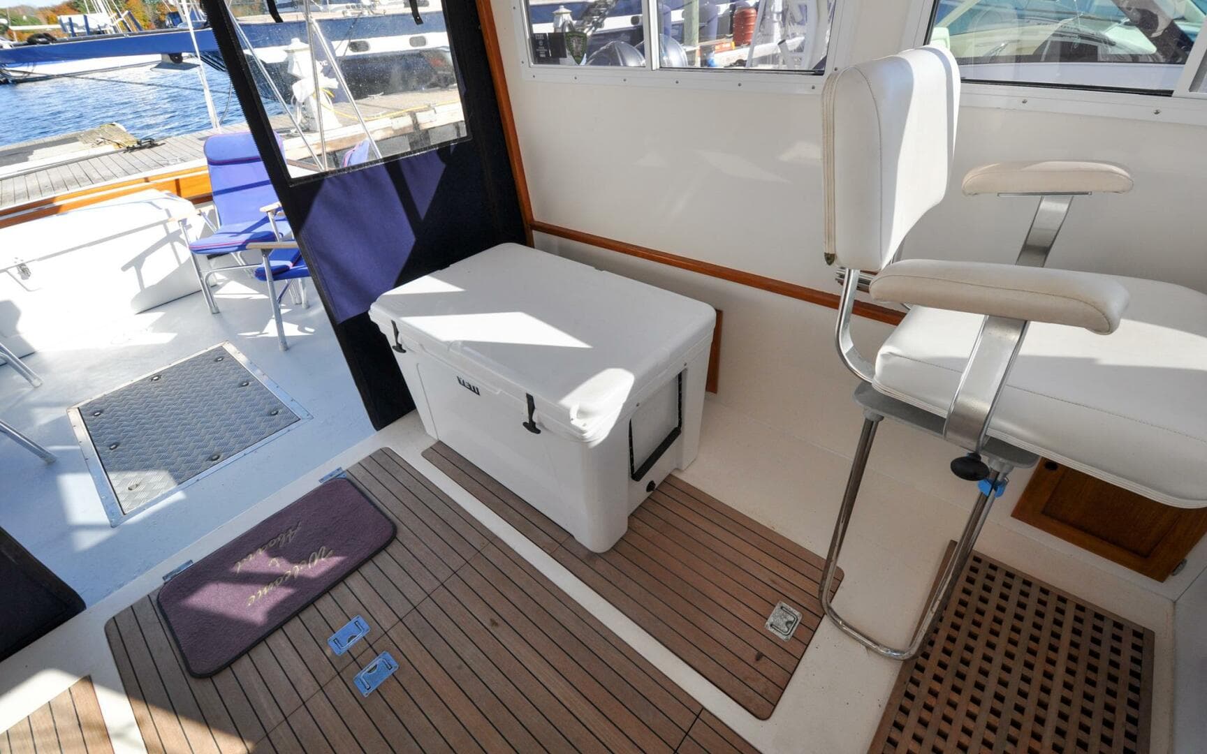 2001 Wilbur 34 — photo 42