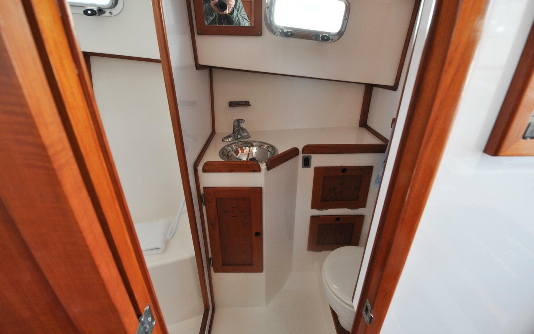 2001 Wilbur 34 — photo 52