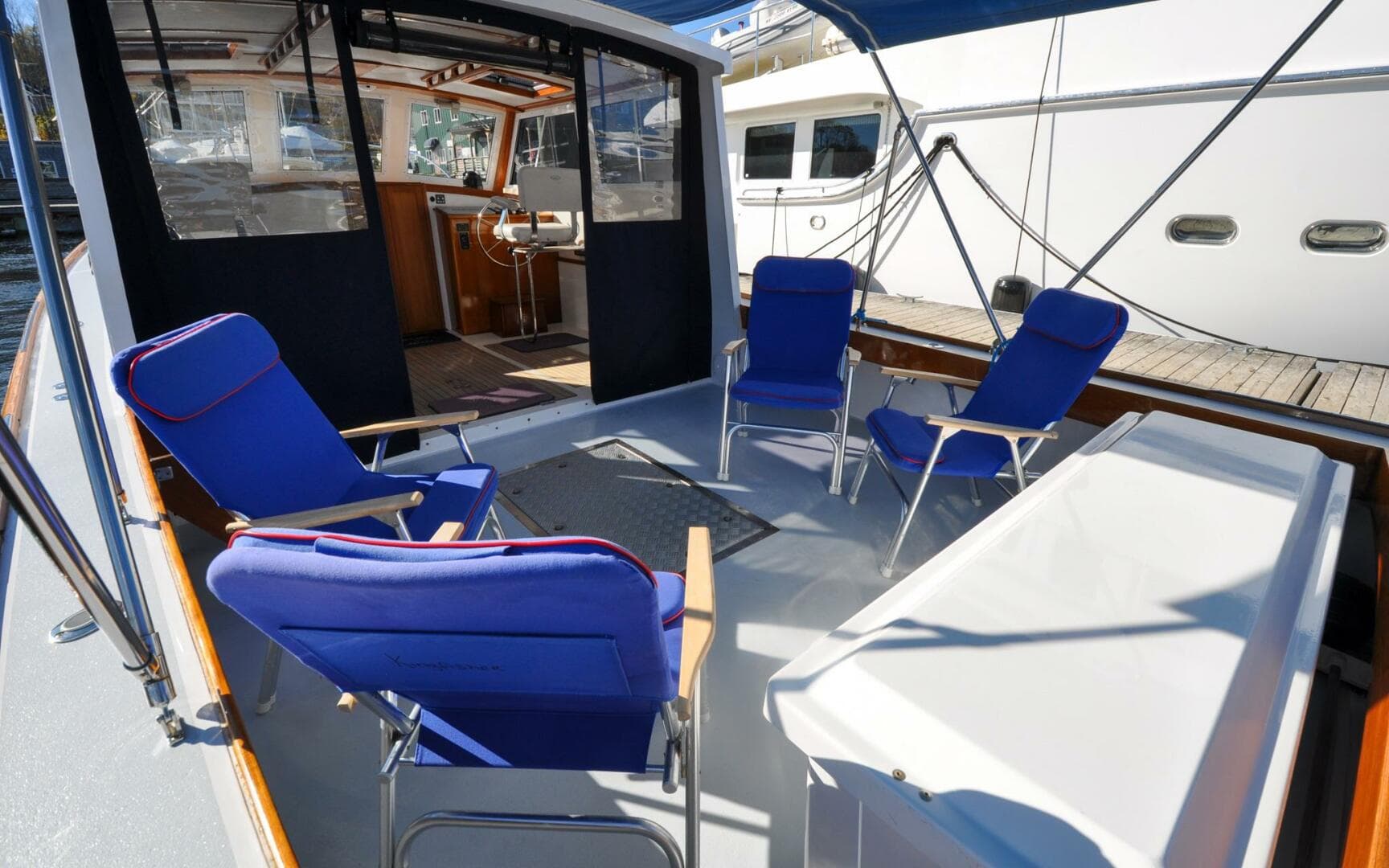 2001 Wilbur 34 — photo 17