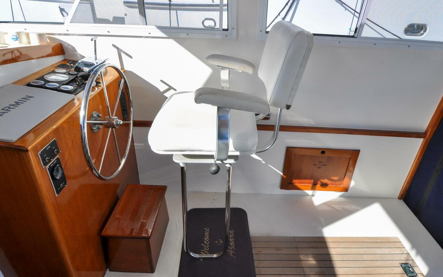 2001 Wilbur 34 — photo 37