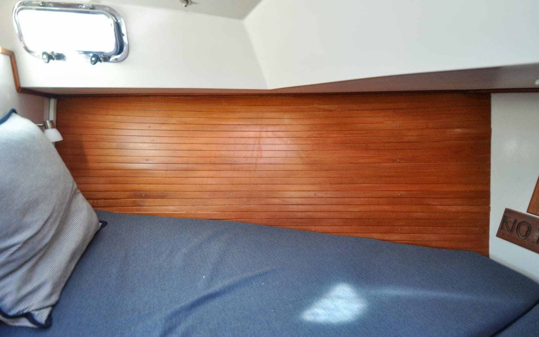 2001 Wilbur 34 — photo 63