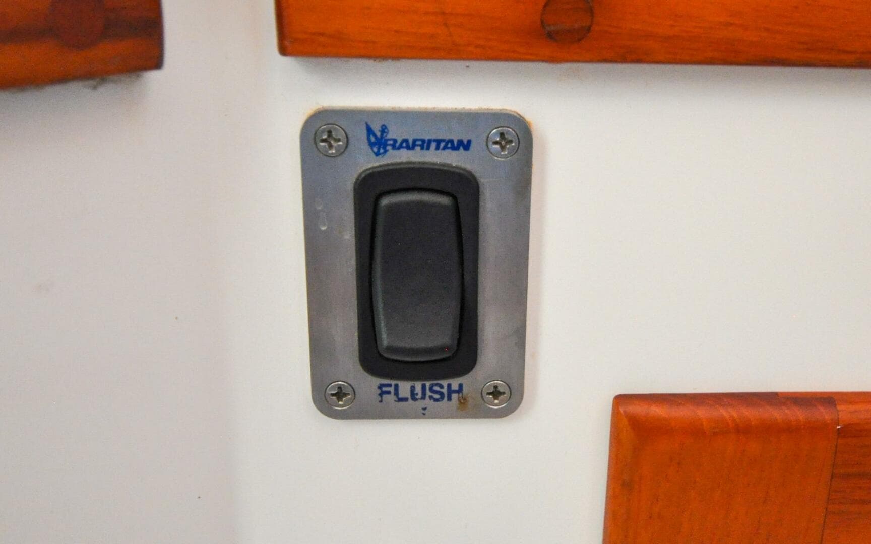 2001 Wilbur 34 — photo 55