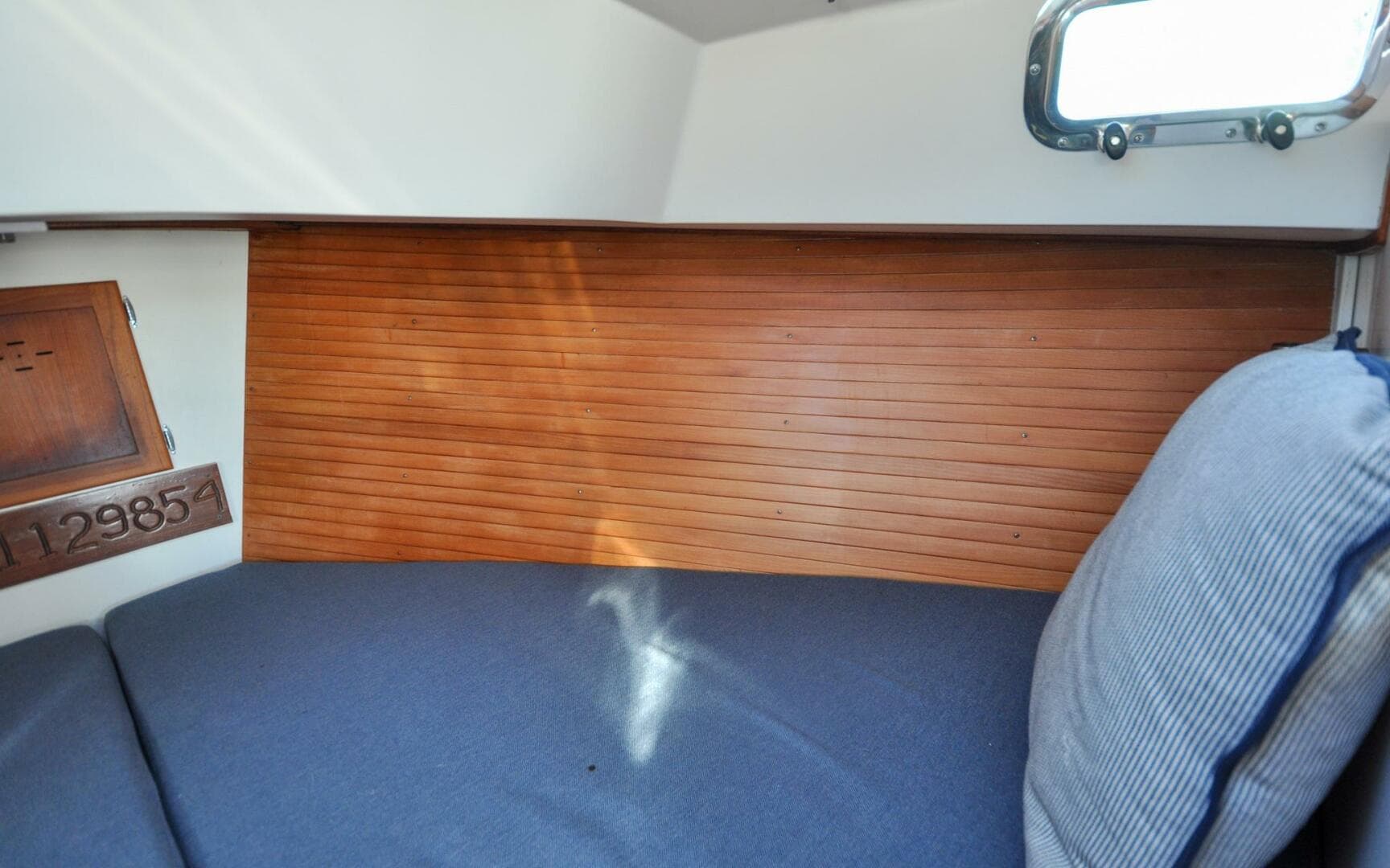 2001 Wilbur 34 — photo 61