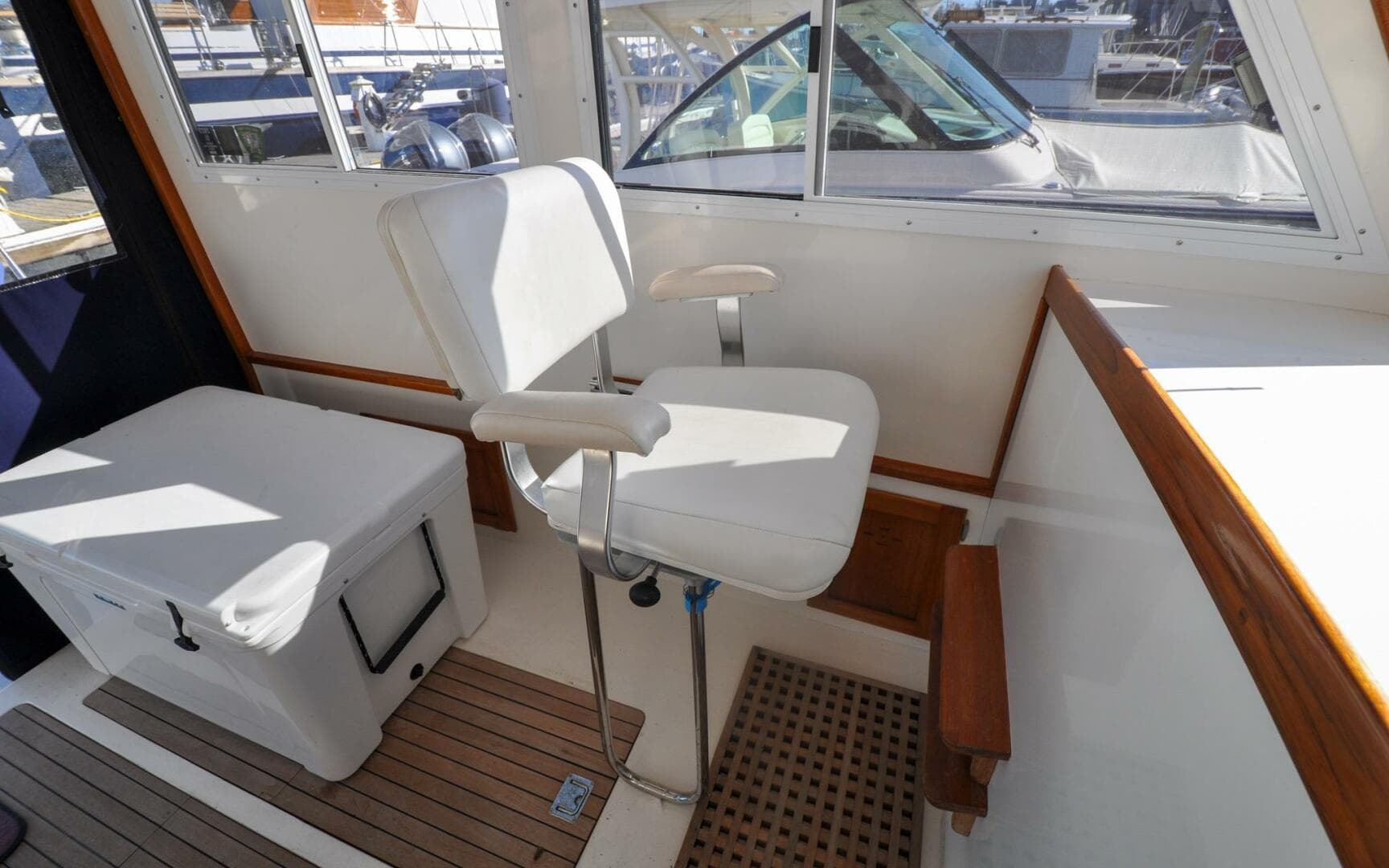 2001 Wilbur 34 — photo 40