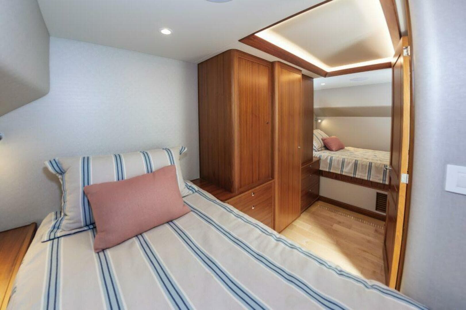 2019 Jarrett Bay 67 — photo 50