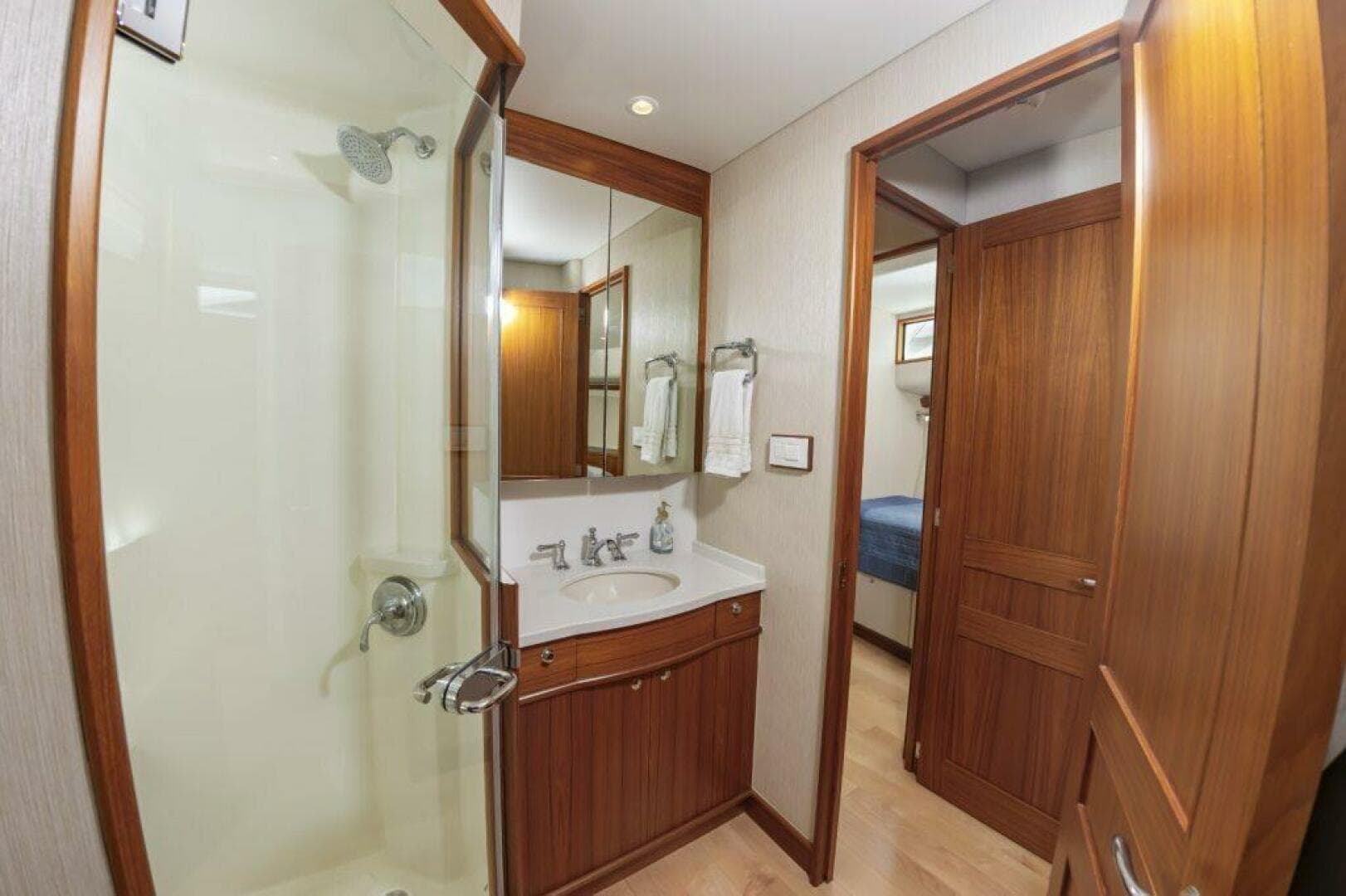 2019 Jarrett Bay 67 — photo 38