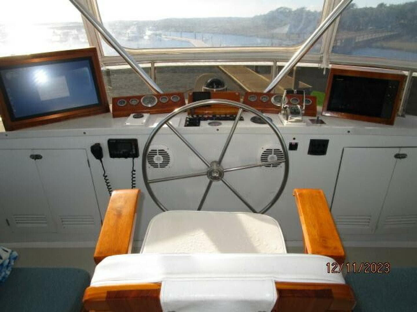 1986 Defever 72 — photo 22