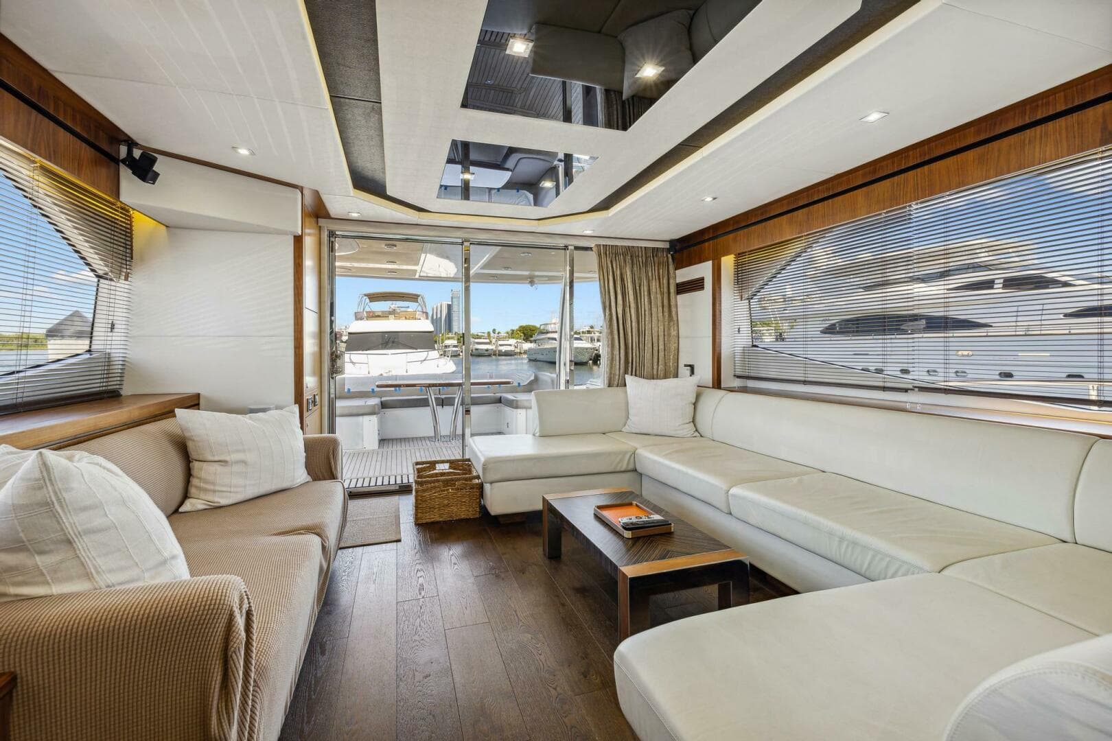 2014 Sunseeker 73 Manhattan — photo 15