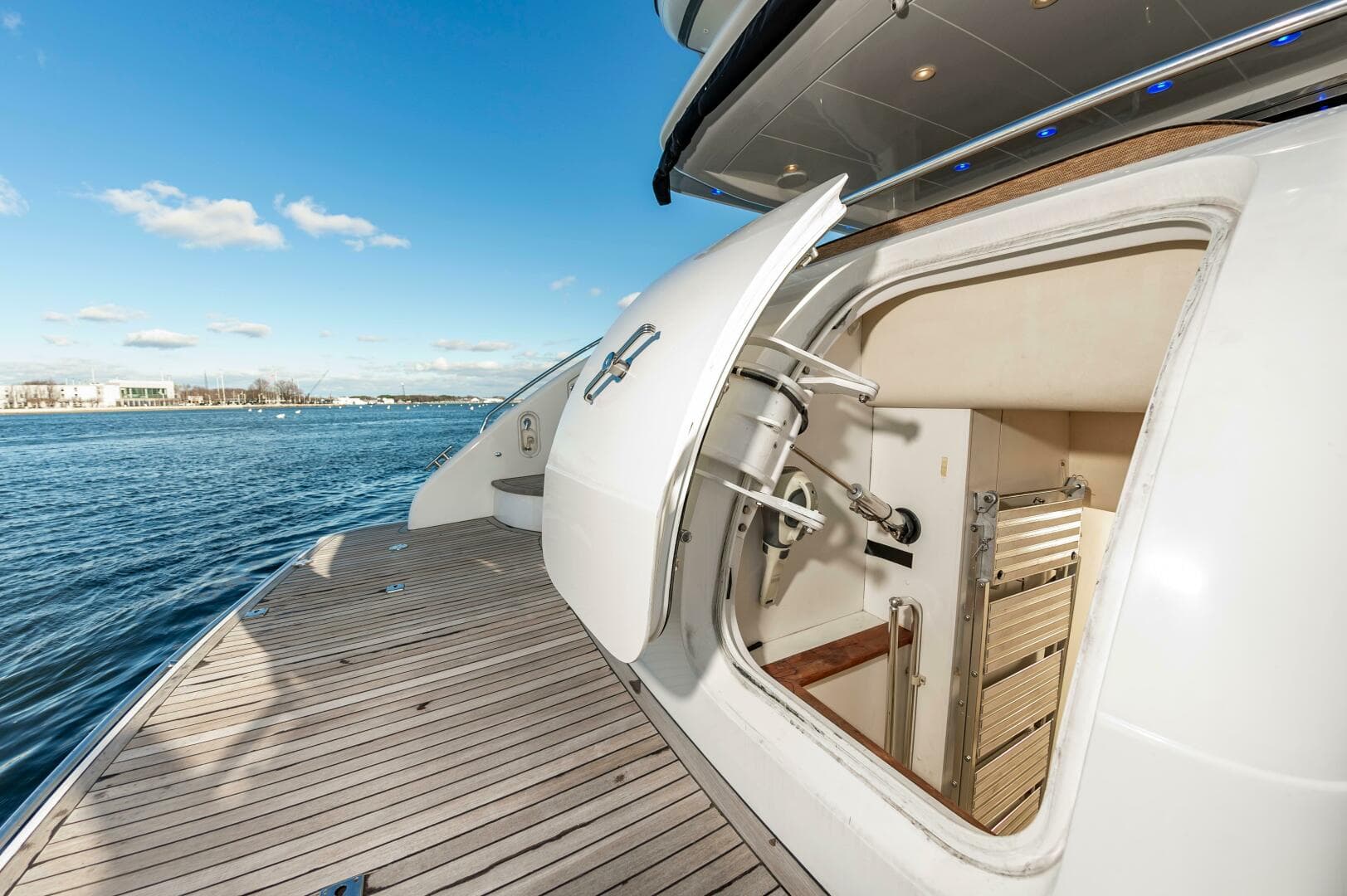 2006 Princess 75 — photo 12