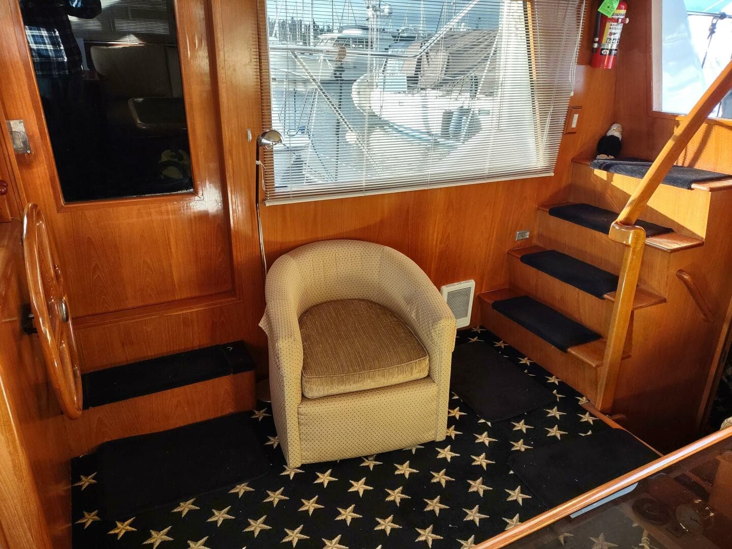 1989 Ocean Alexander — photo 25