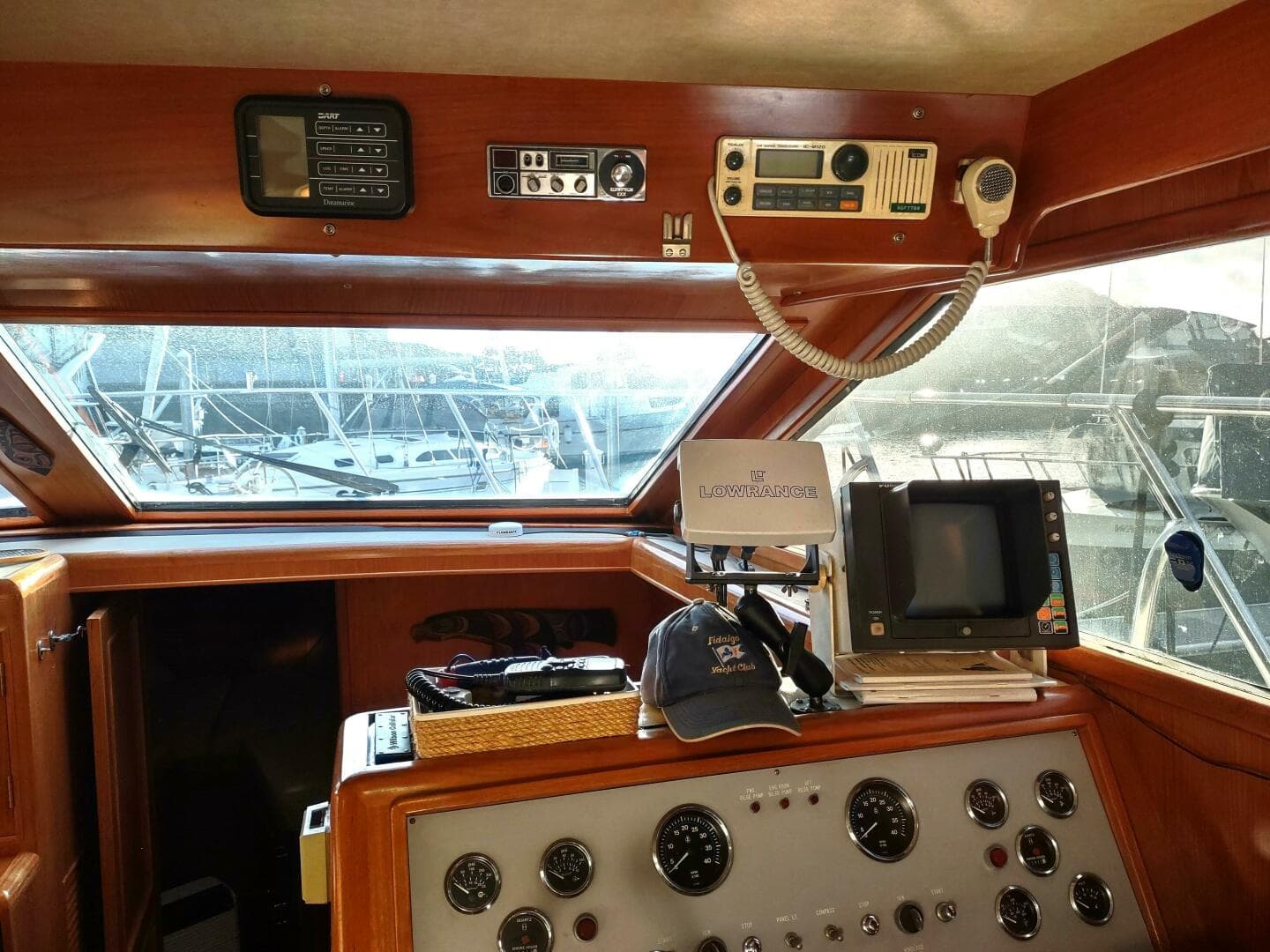 1989 Ocean Alexander — photo 19