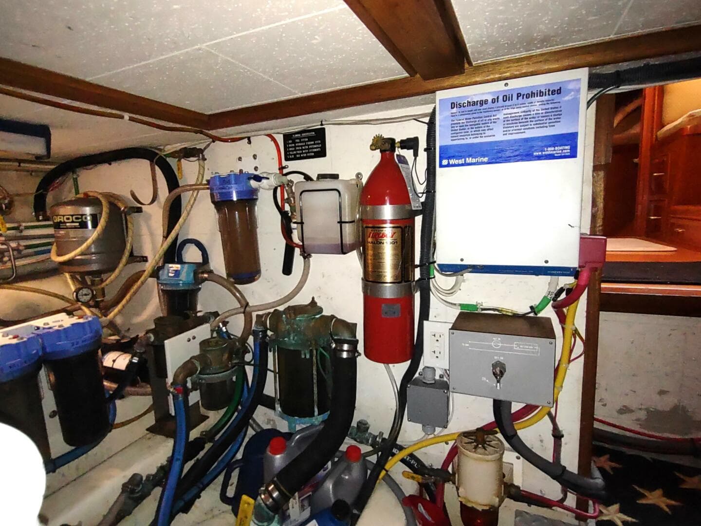 1989 Ocean Alexander — photo 12