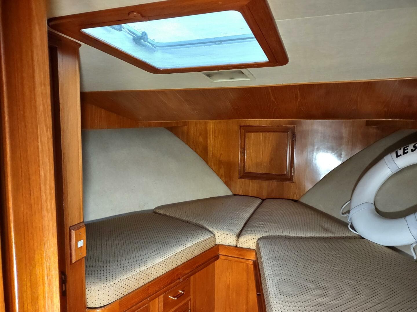 1989 Ocean Alexander — photo 45