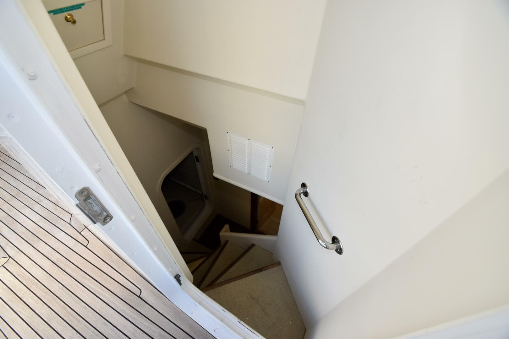 2006 Farmont 70 Expedition Yacht — photo 39