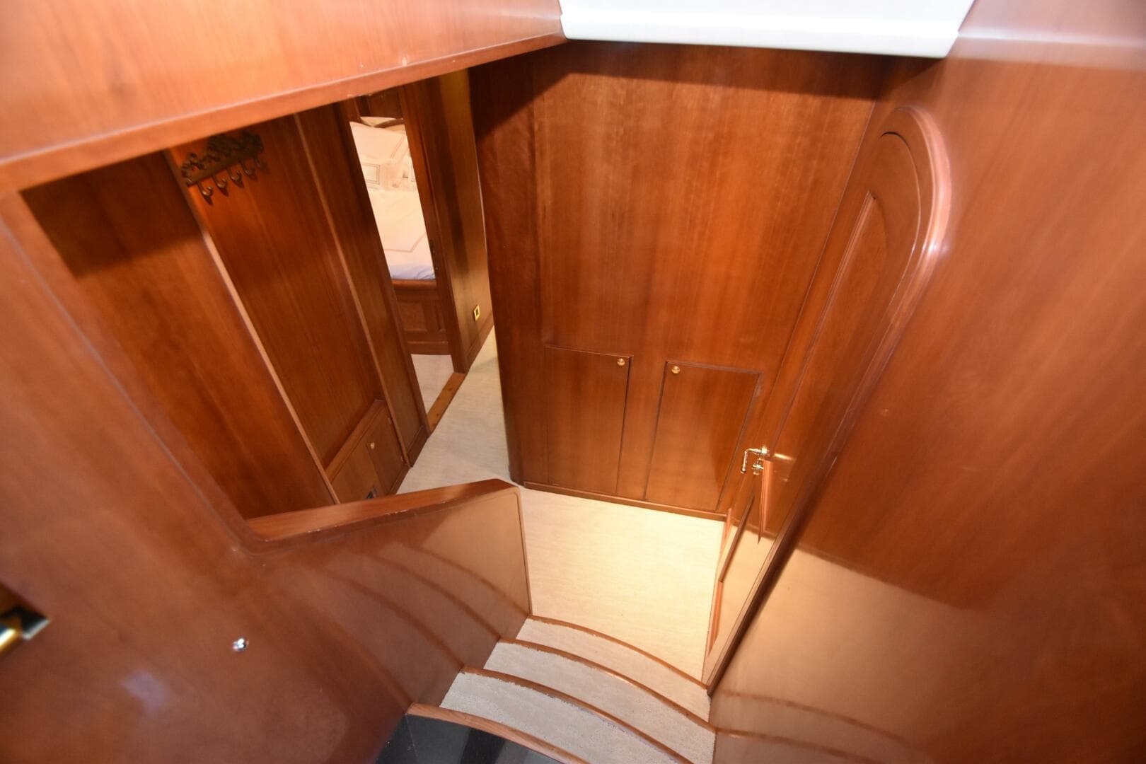2006 Farmont 70 Expedition Yacht — photo 91