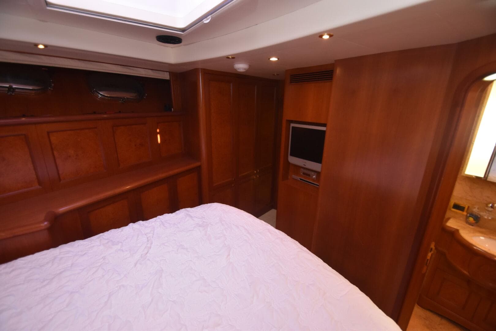 2006 Farmont 70 Expedition Yacht — photo 113