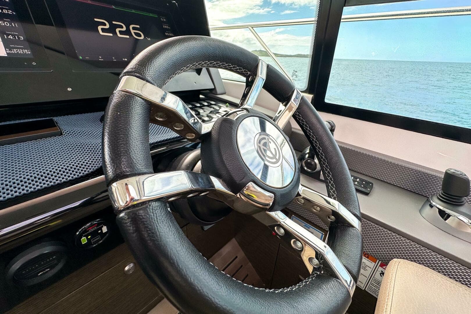 2019 Cruisers Yachts 50 Cantius — photo 32