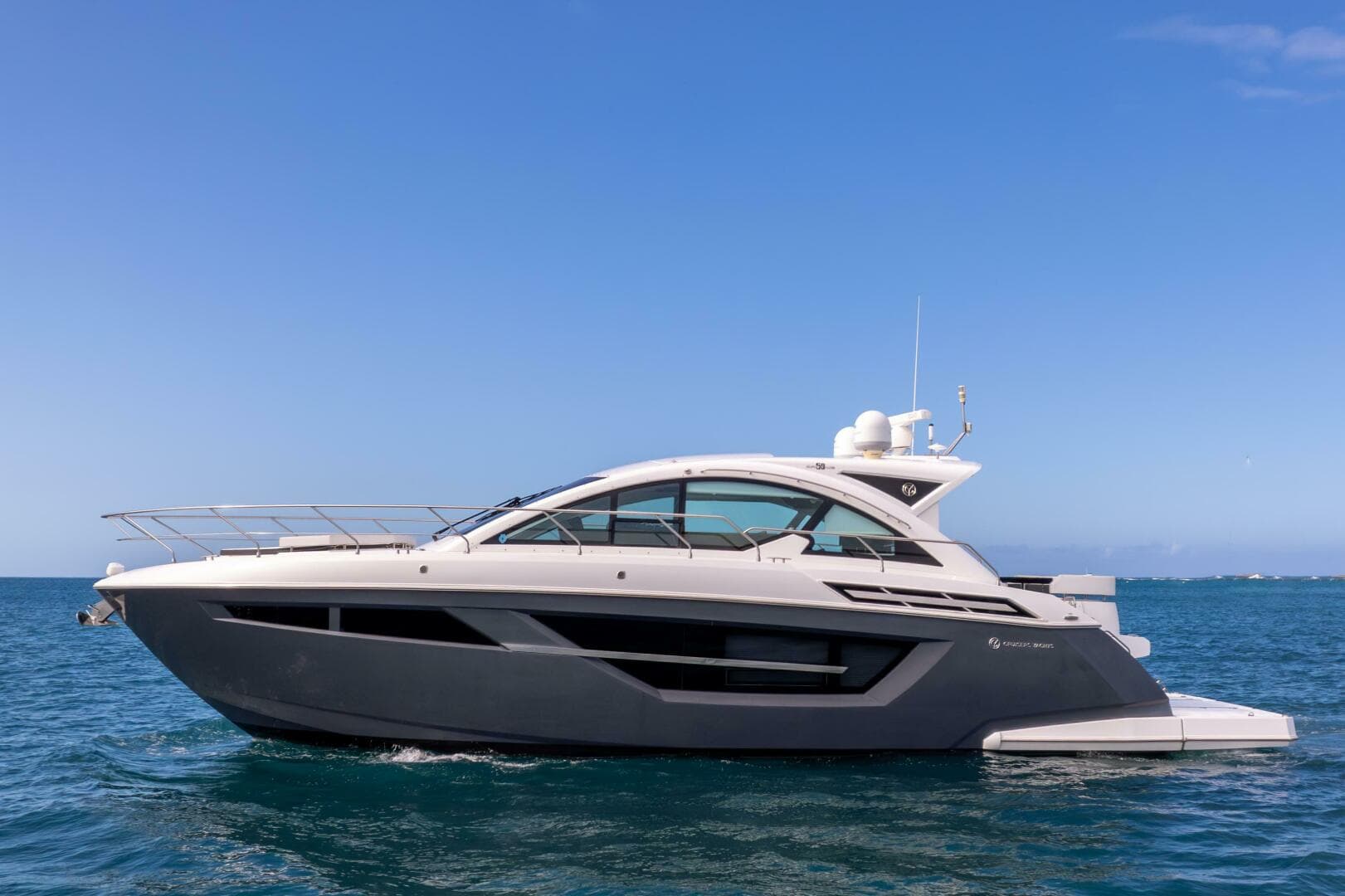 2019 Cruisers Yachts 50 Cantius — photo 10