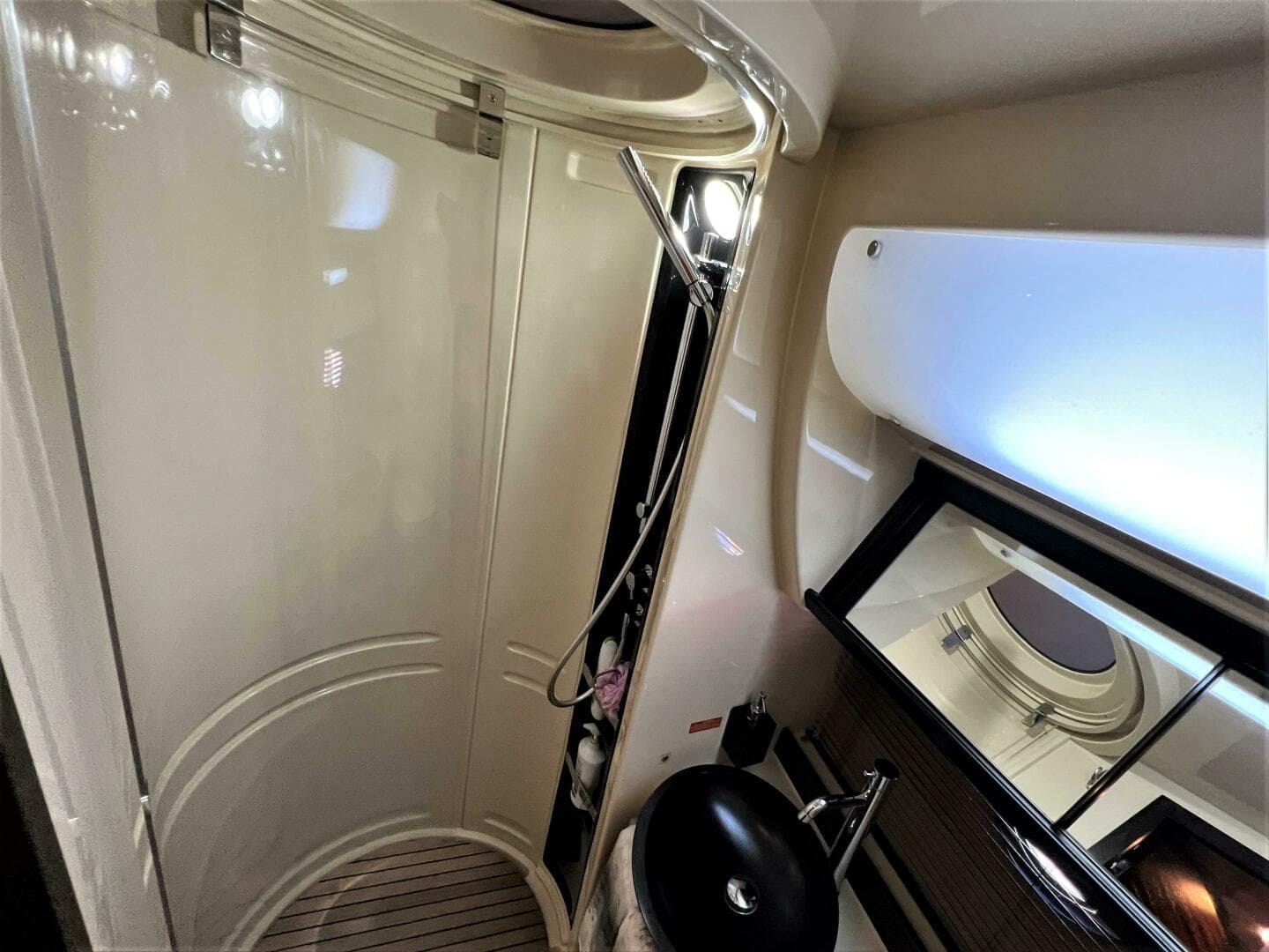 2013 Azimut 40S — photo 18