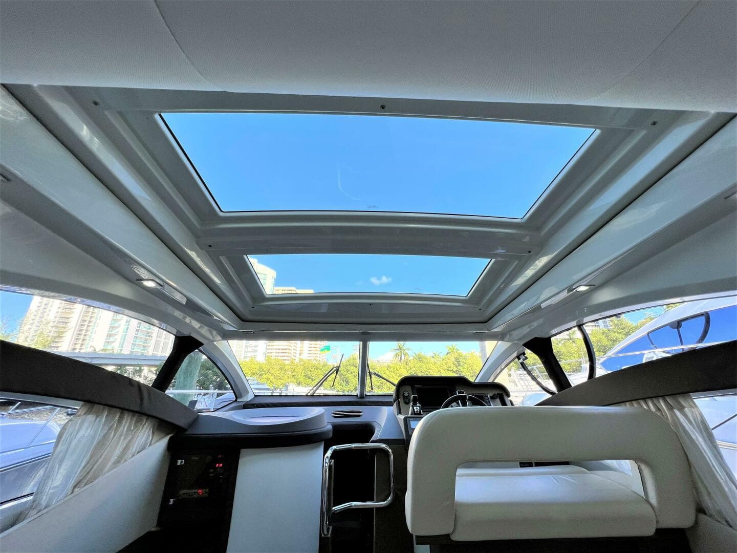 2013 Azimut 40S — photo 7