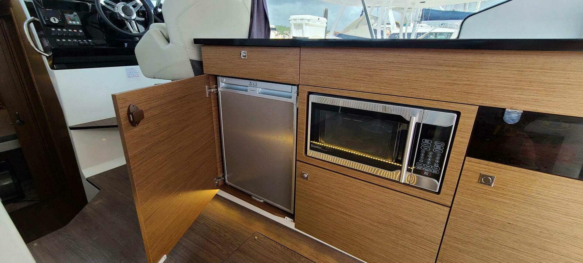 2021 Jeanneau Nc 1095 Fly — photo 32