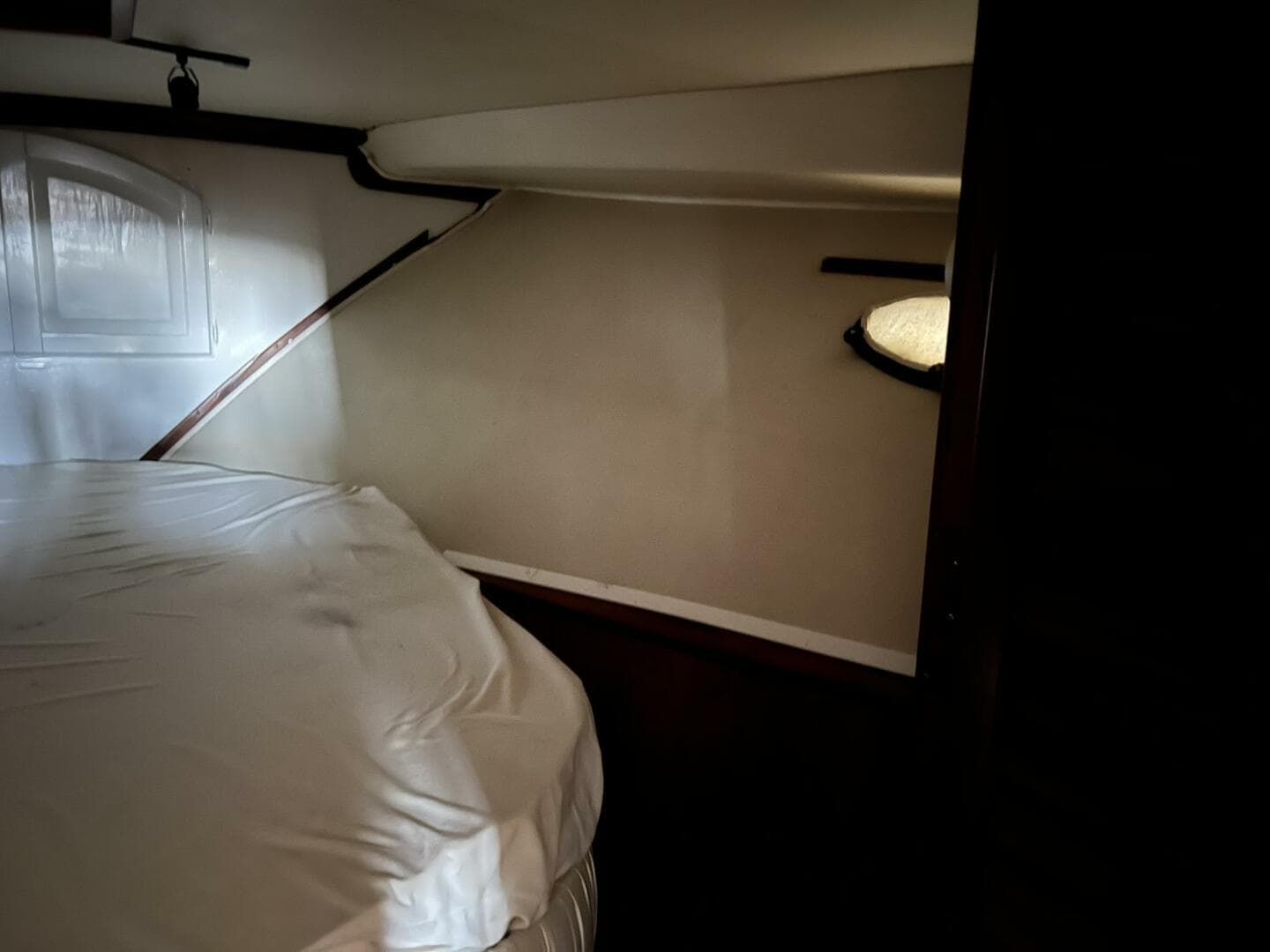 1987 Californian 42 — photo 11